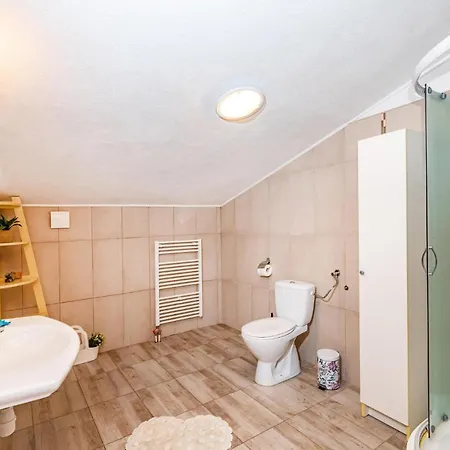 度假居 Beautiful In Sv,filip I Jakov With Kitchen *